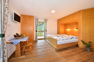 wohnung-furchetta-schlafzimmer1