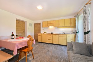wohnung-ruefn-wohnraum